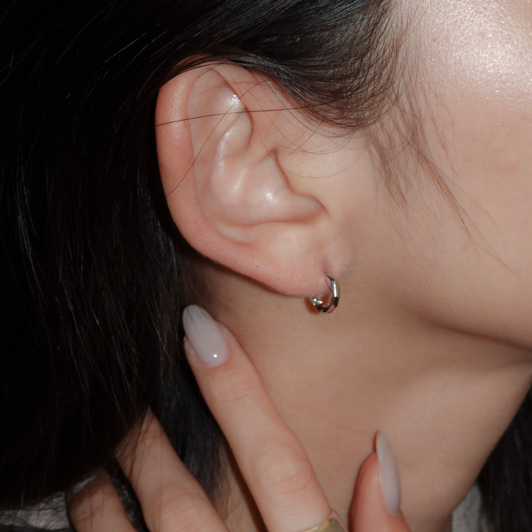 NEUTRAL RING pierced earrings S