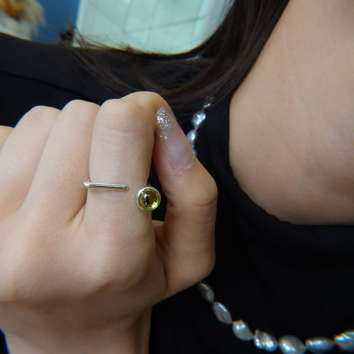 Open Ring / Peridot