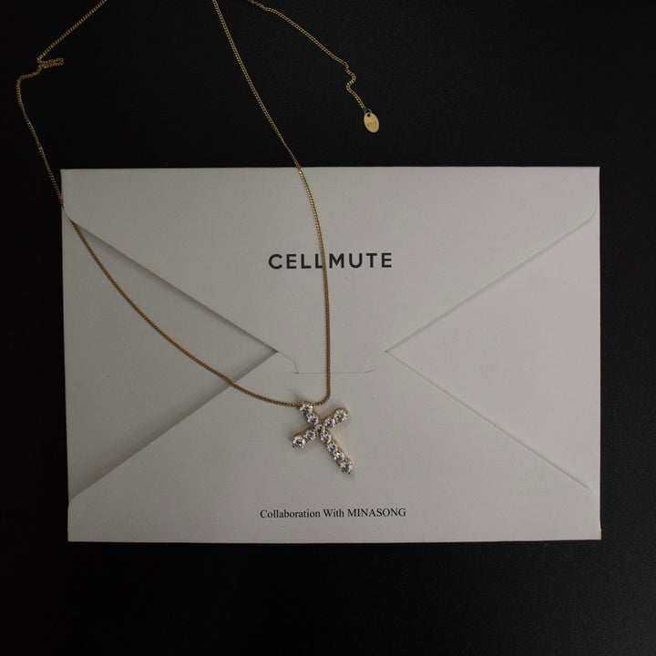 【期間限定 & 受注生産】ESSENTIAL CROSS NECKLACE