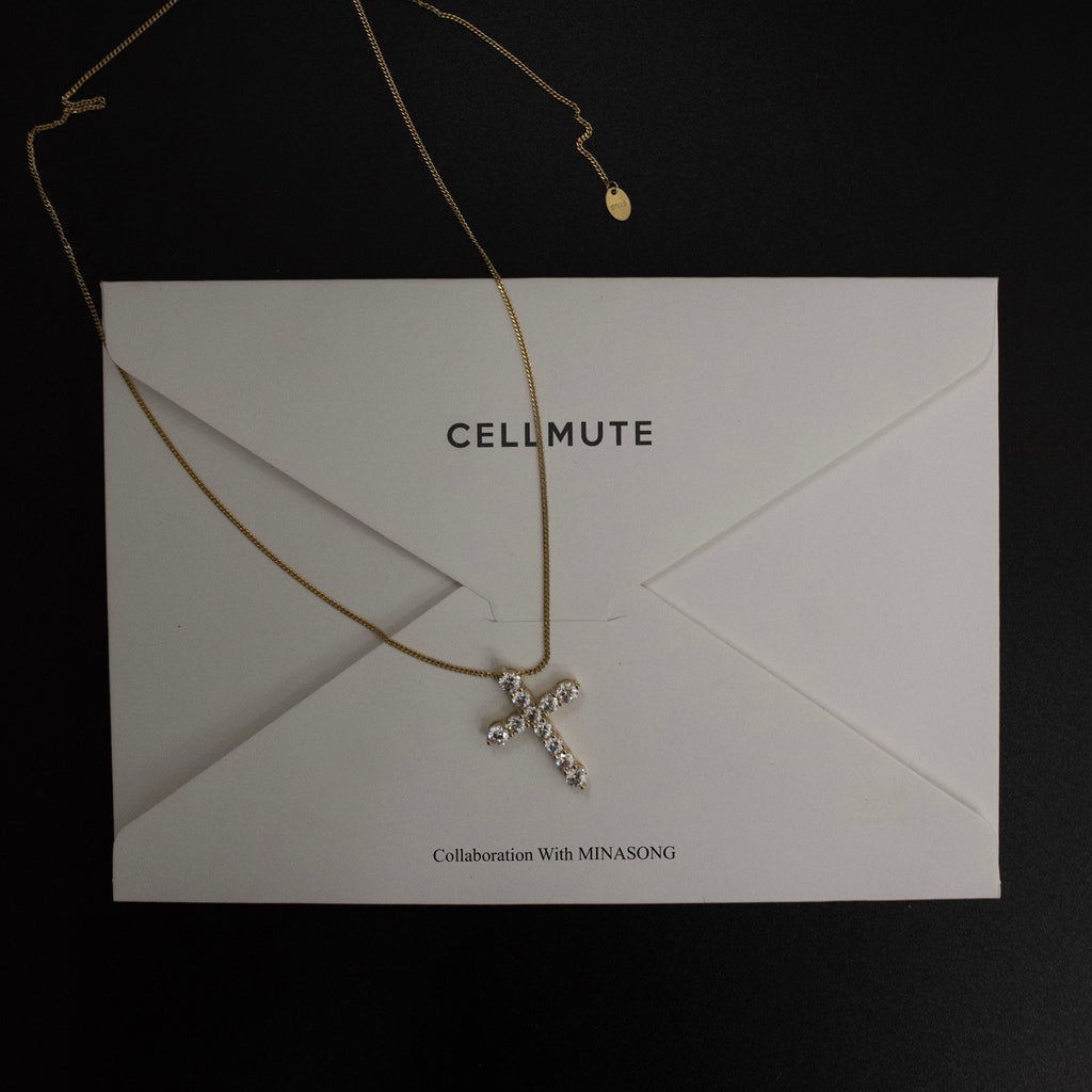 【期間限定 & 受注生産】ESSENTIAL CROSS NECKLACE