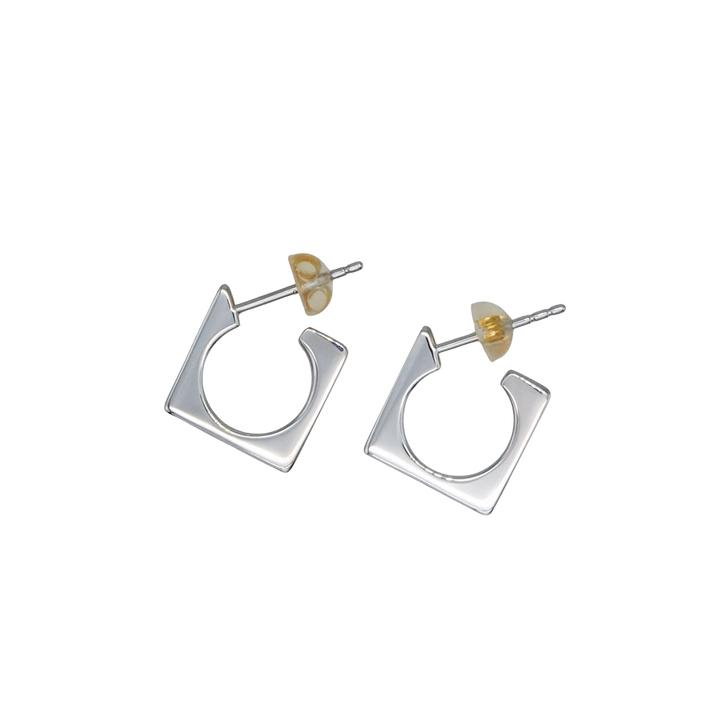 スモールスクエアピアス(RGP)