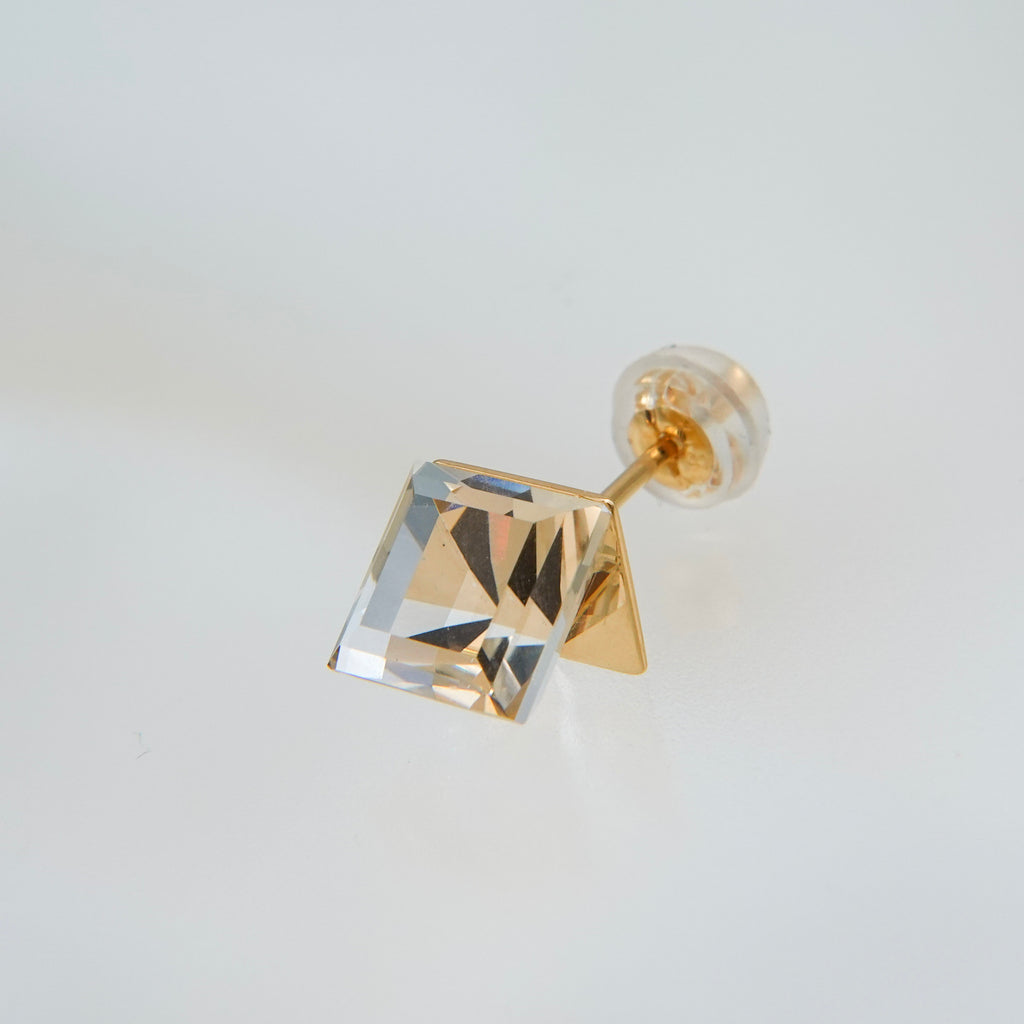 Reflection Quartz Stud Pierced Earring