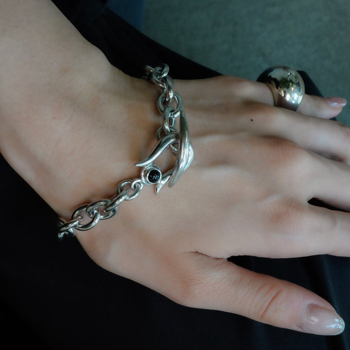 gem mantel bracelet