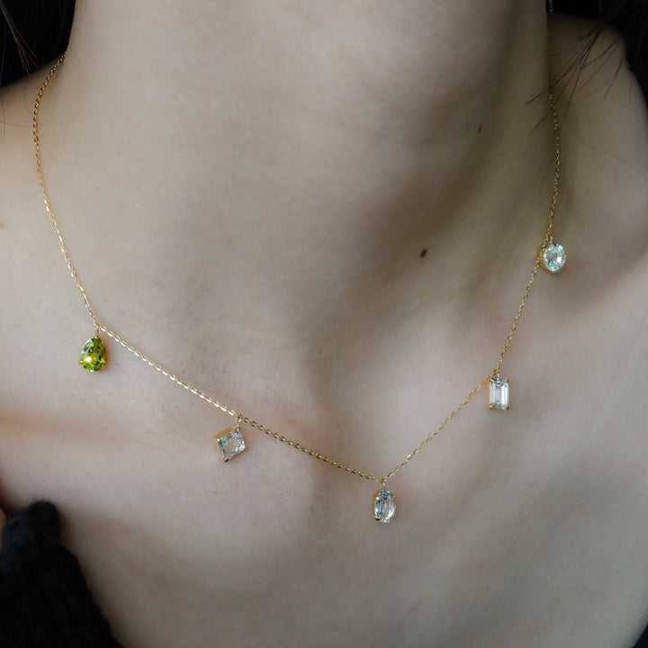 STARRY NECKLACE_10KYG x Peridot x White Topaz