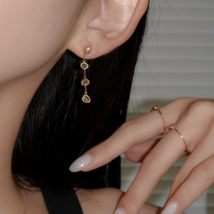 Sparkle Pierced Earring