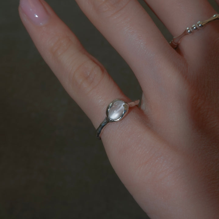 moon stone ring