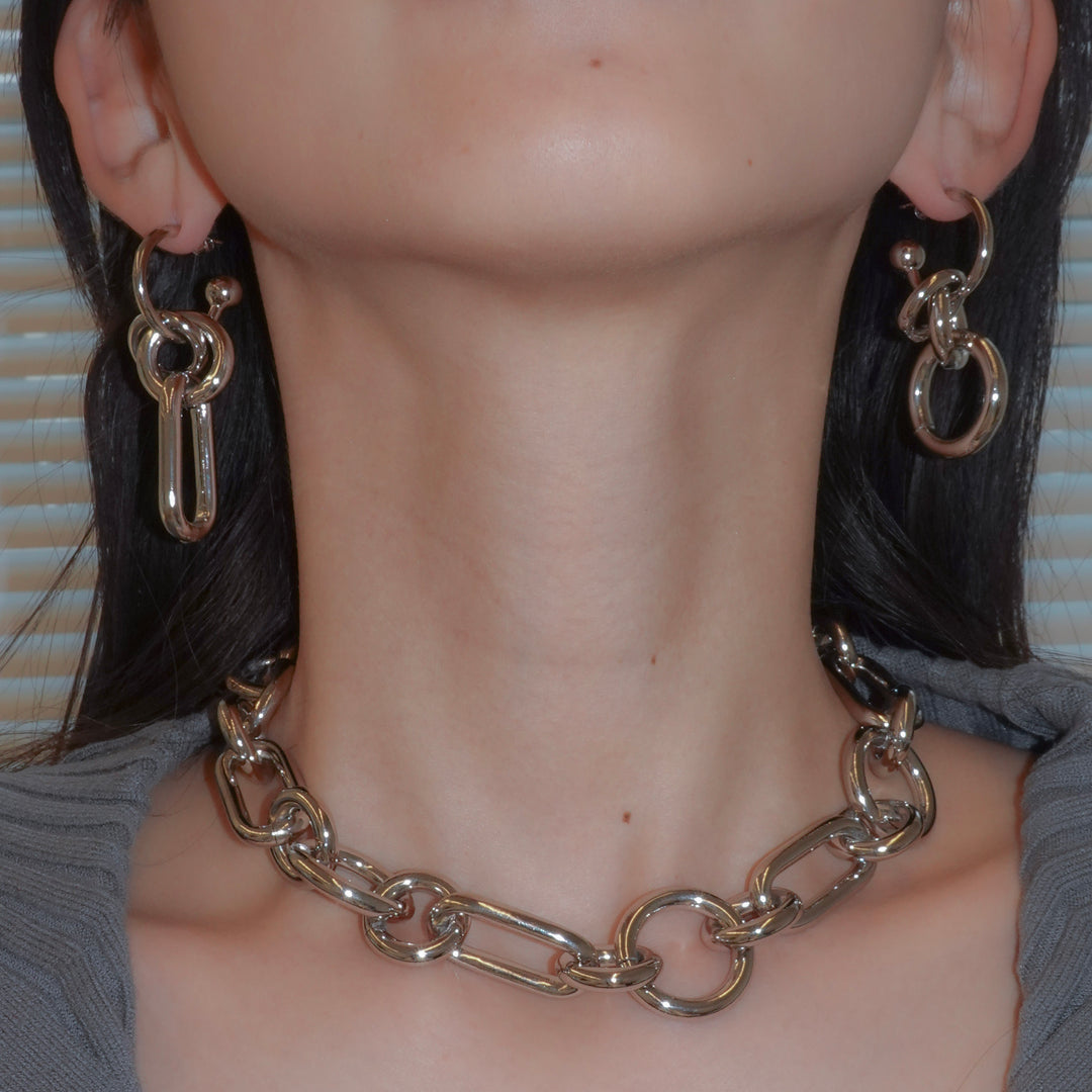 TROY CHOKER