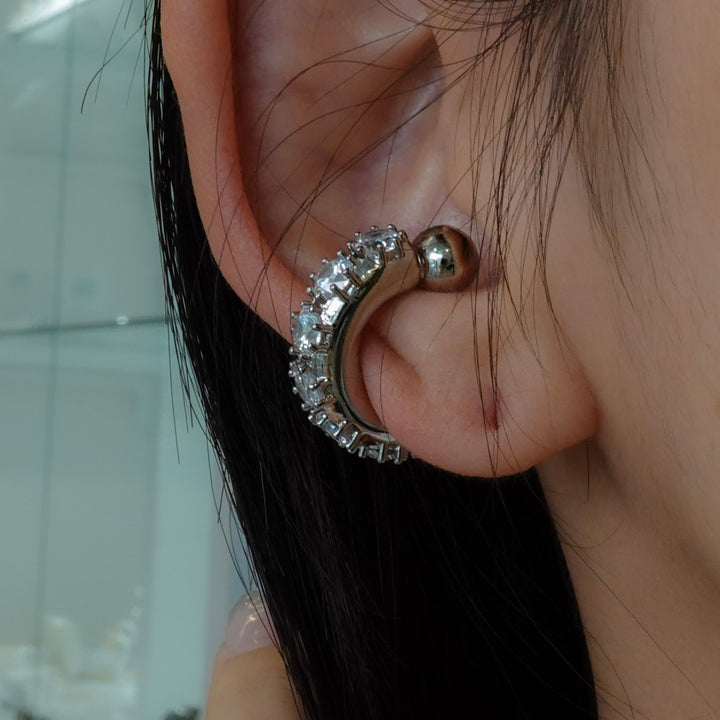 NINA SILVER EAR CUFF