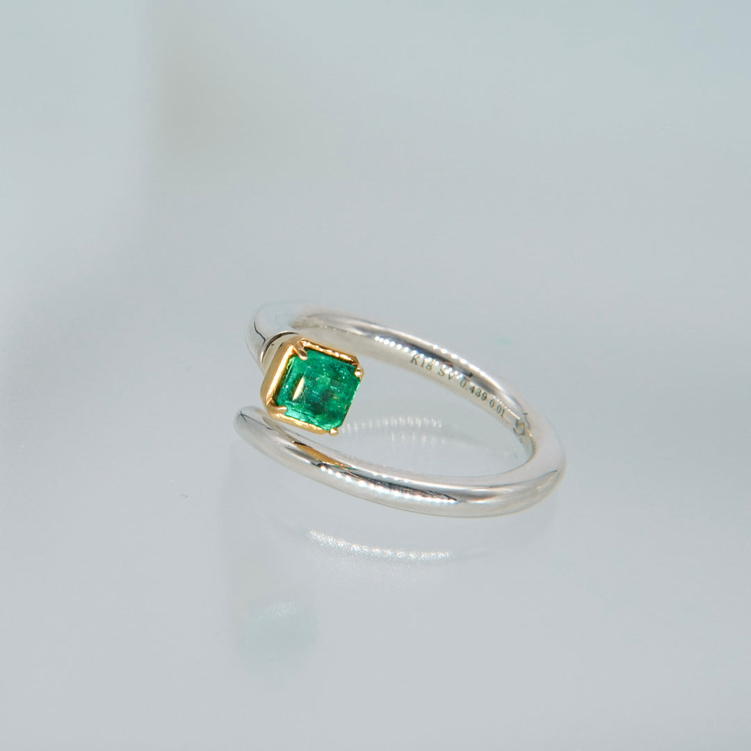 Limited piece Silver 18K Emerald Diamond Ring