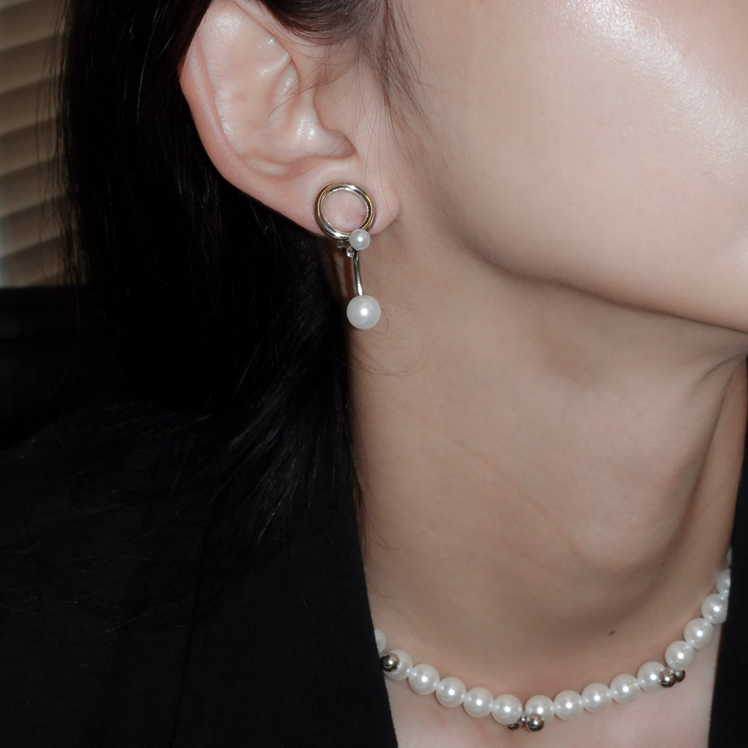 ARI CLIP-ON EARRINGS