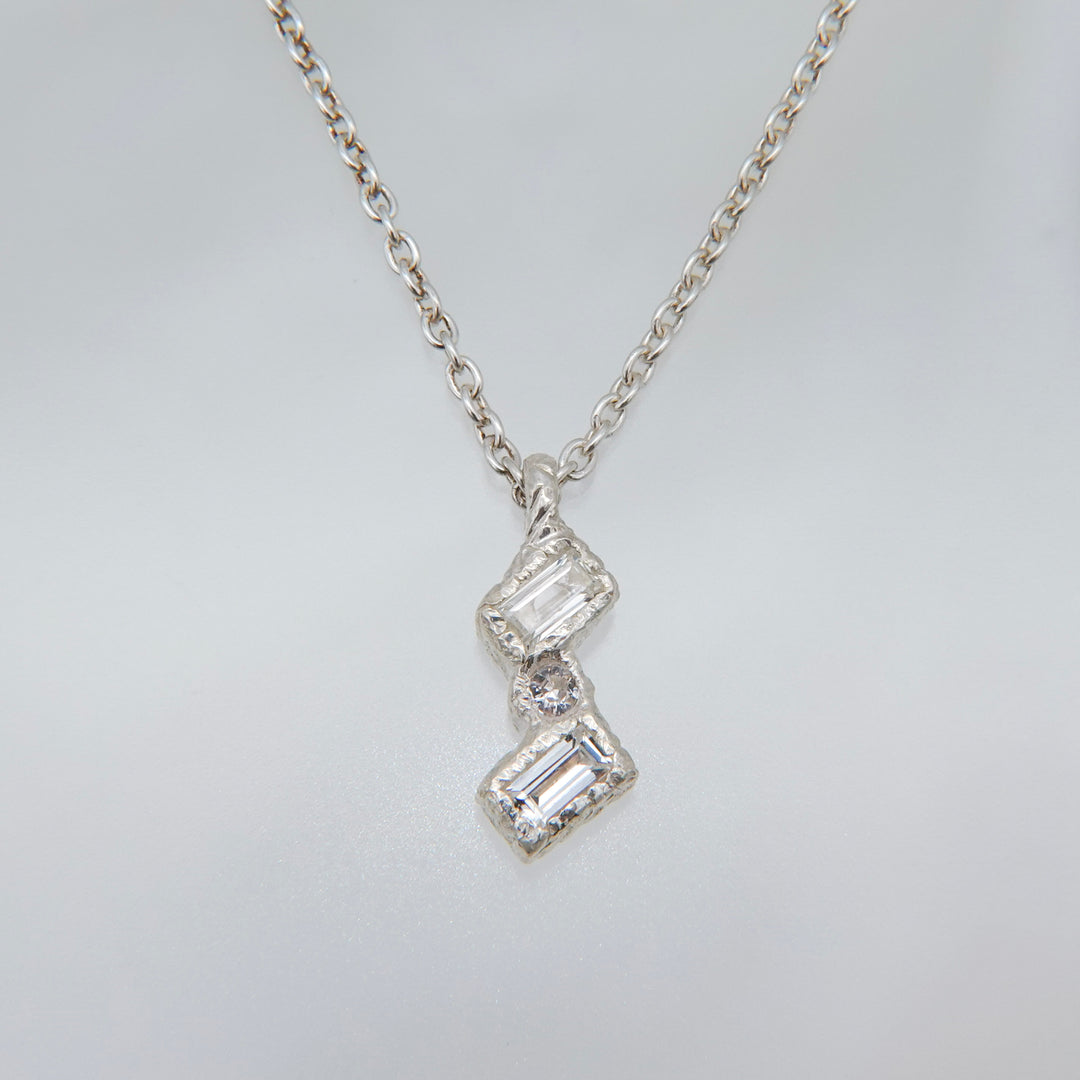 Kaki Necklace