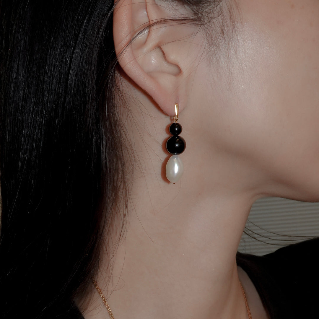 BAROQUE PEARL STONE EARRINGS