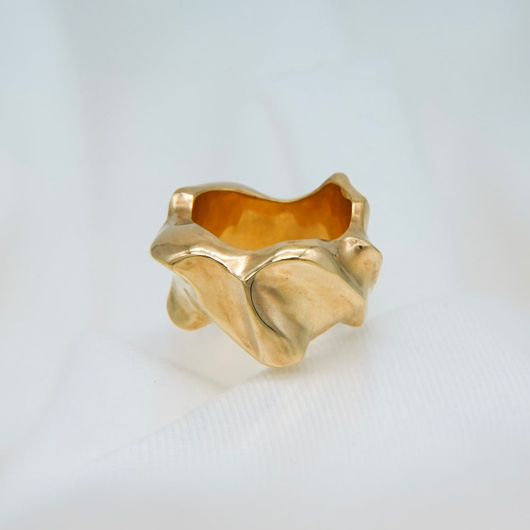 sculpture ring