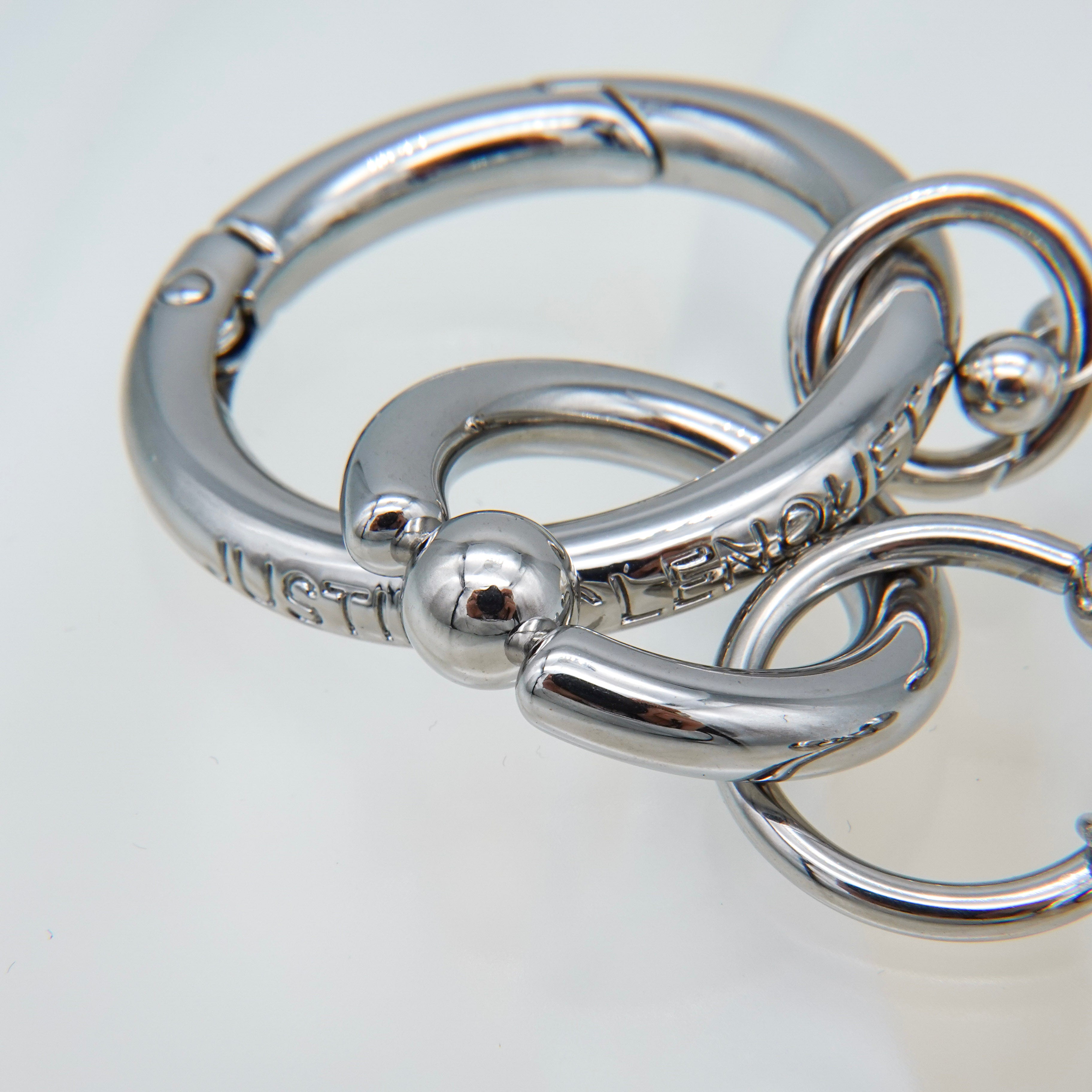 LAURIE KEYCHAIN – unigem