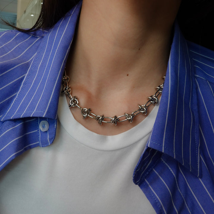 DARIA SILVER NECKLACE