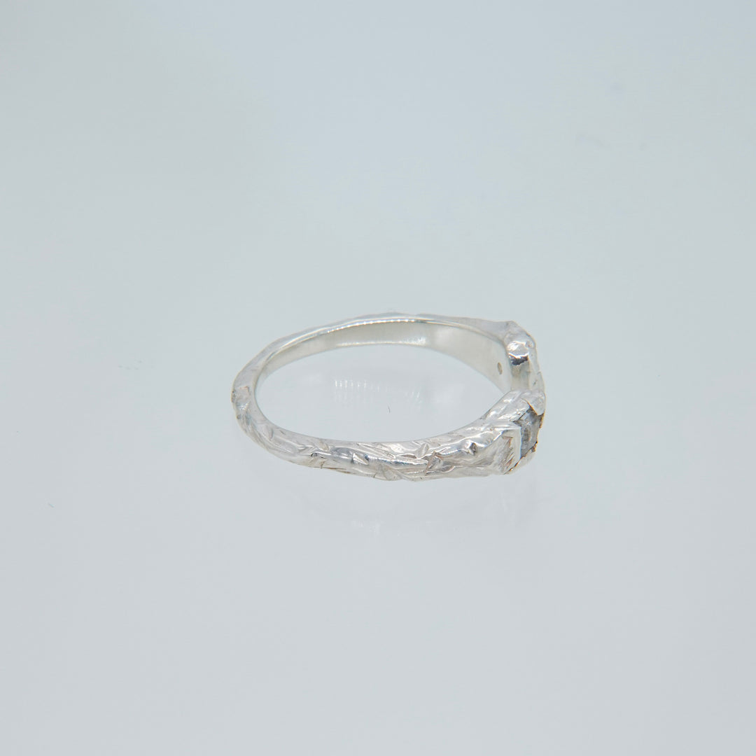 Yuki Ring