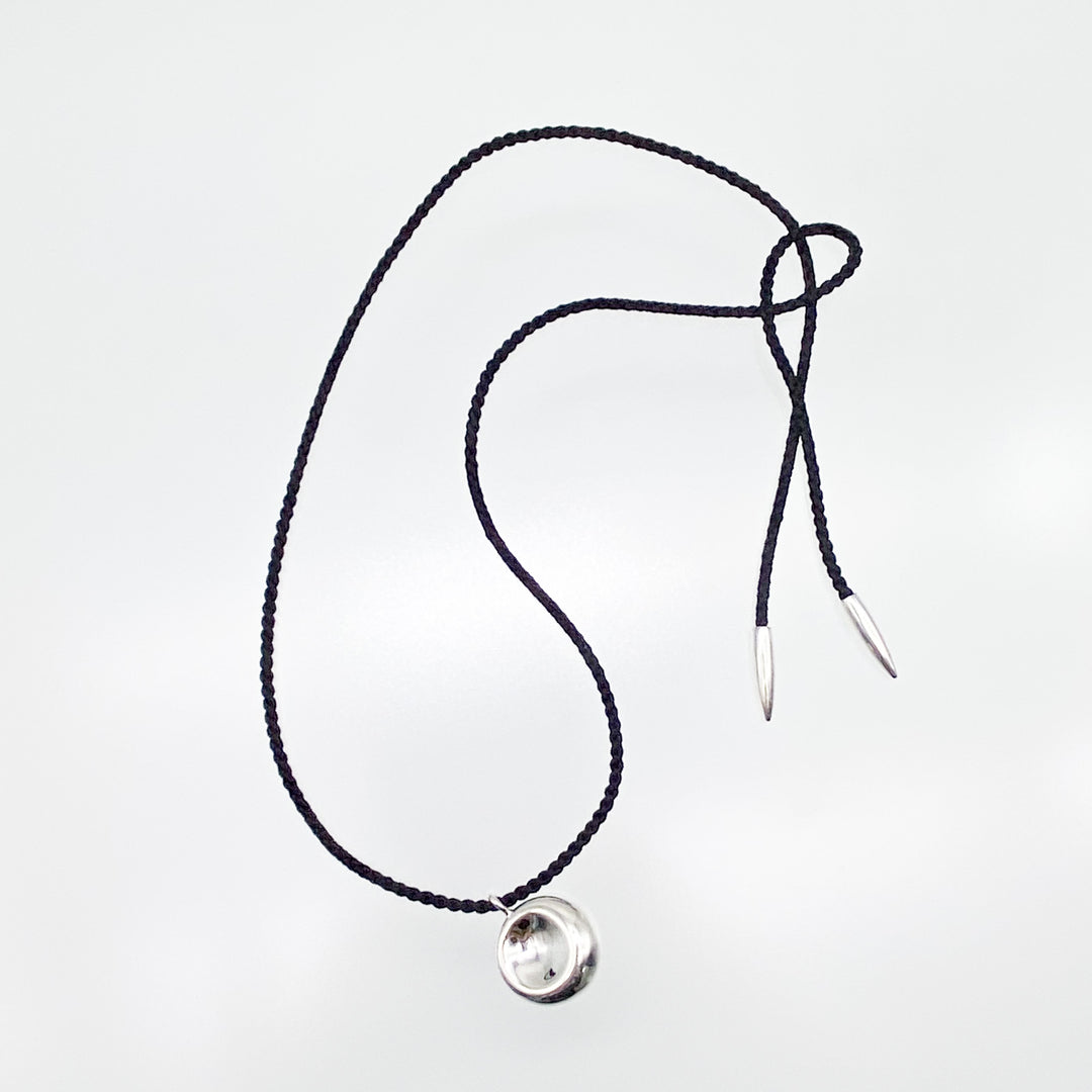 fullmoon cord necklace