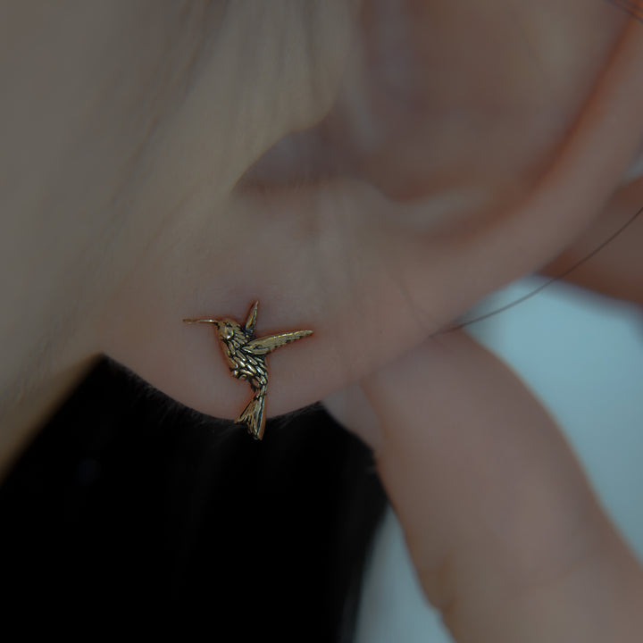 Hummingbird 14K Gold Stud