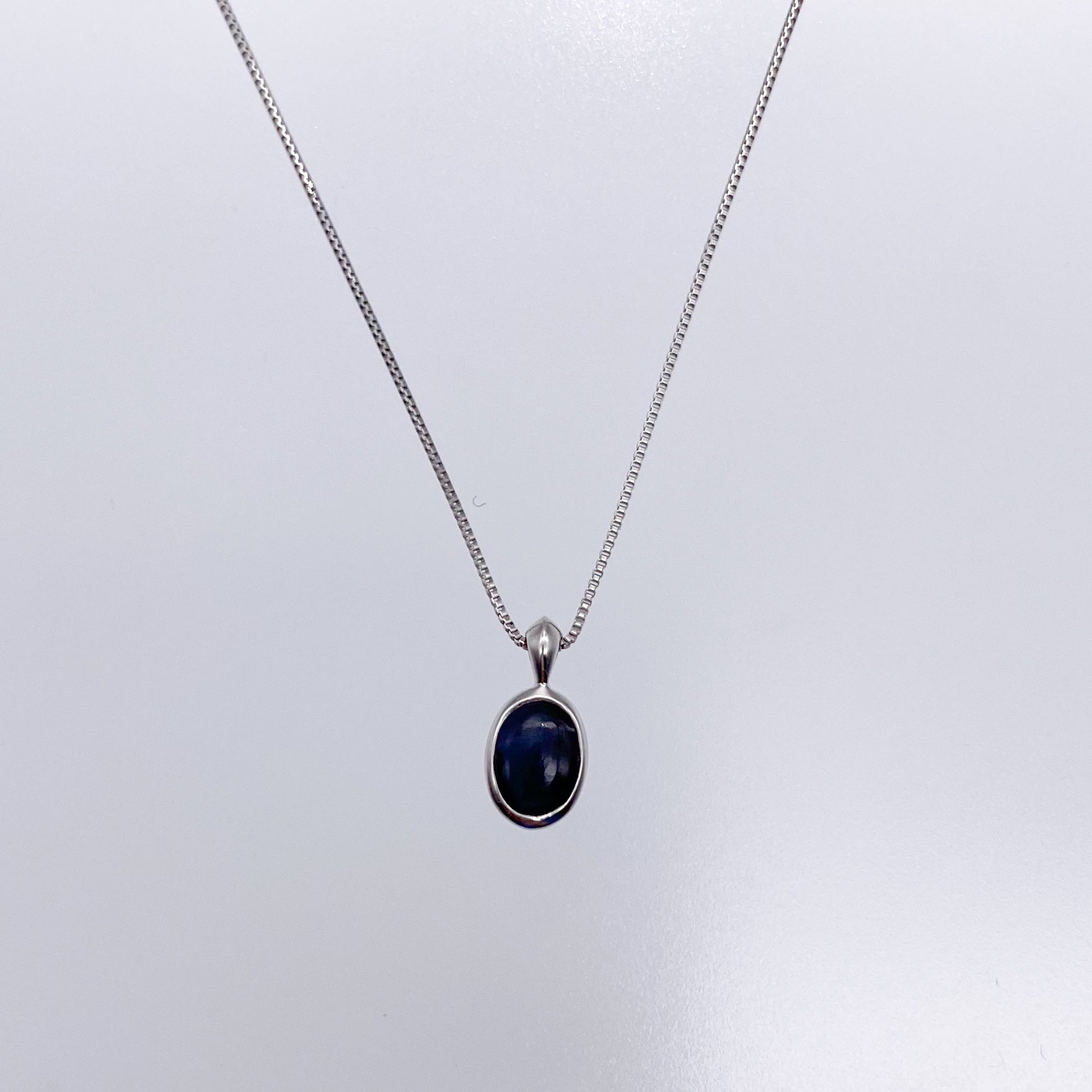 Sacred blue chain plate necklace ネックレス