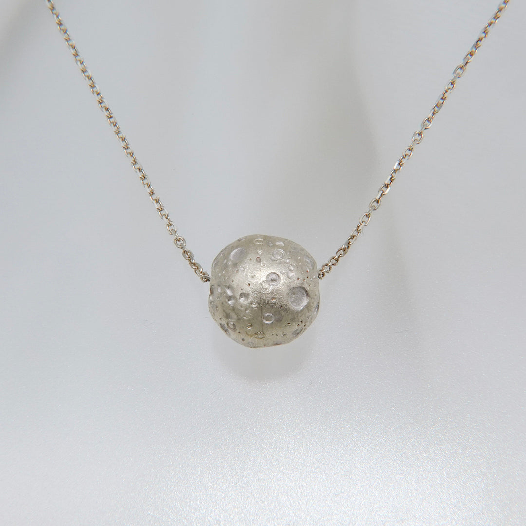 8 PLANETS Necklace (PLAIN)