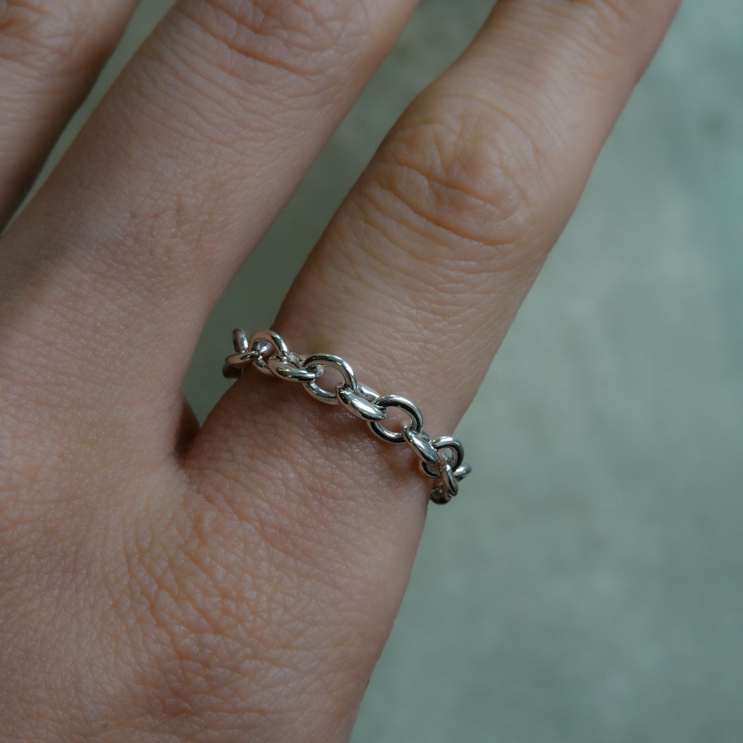 8hole ring Small