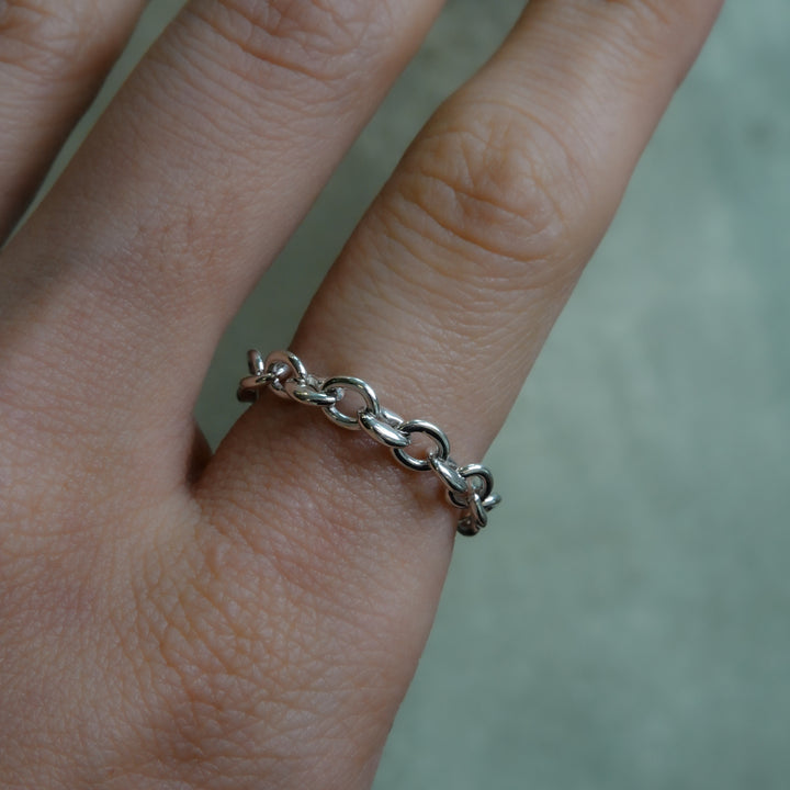 8hole ring Small