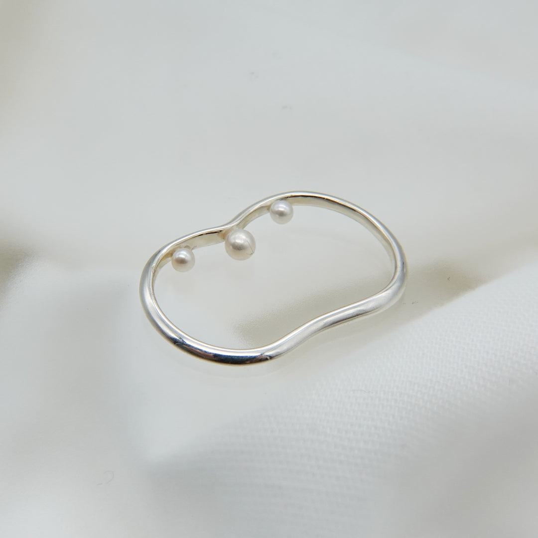 Pearl Double Finger Ring