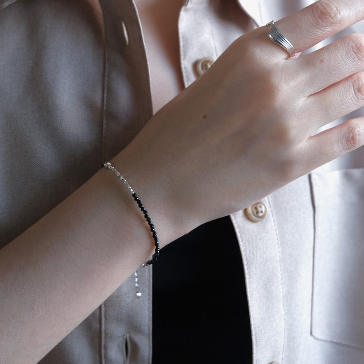 svart og pýrít bracelet