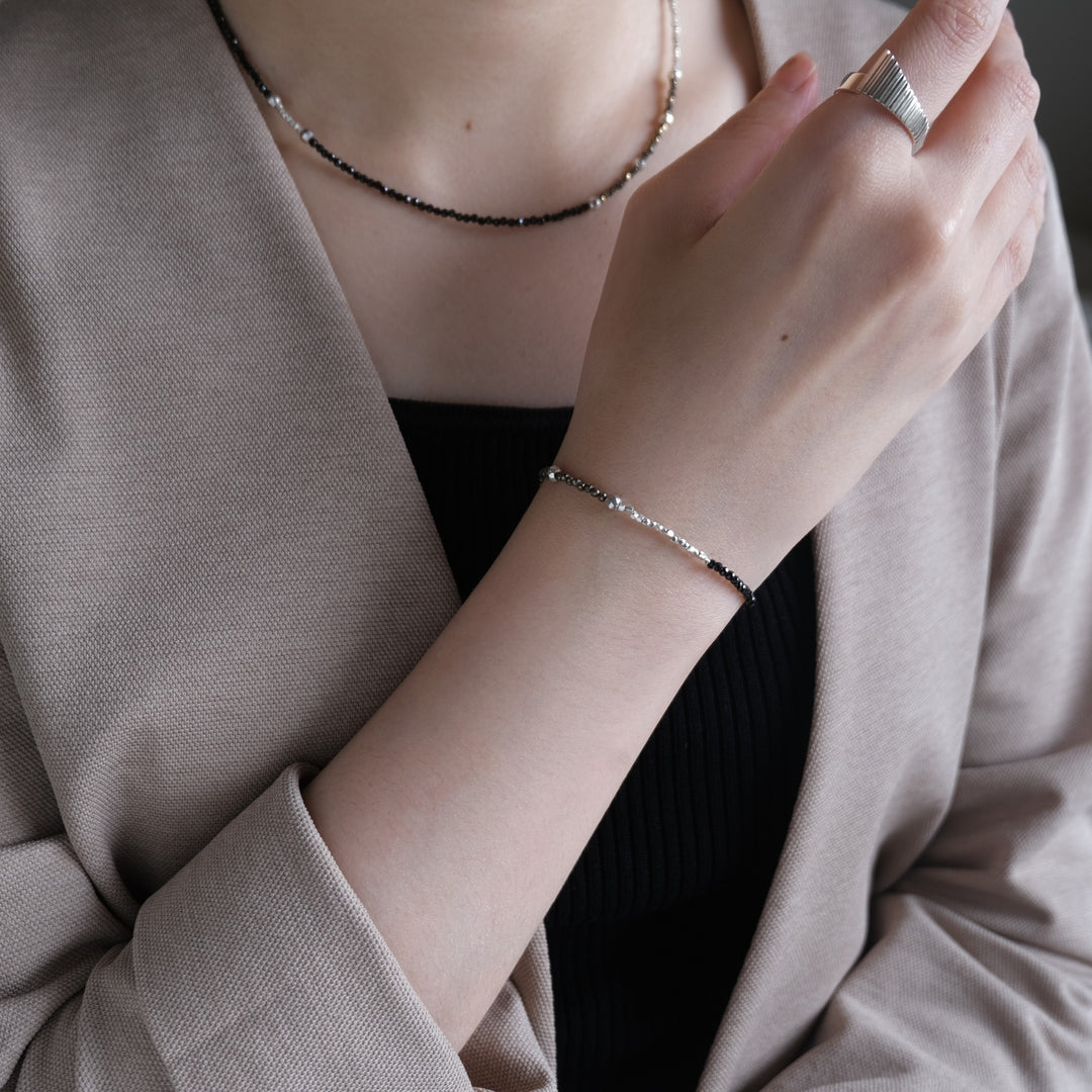 svart og pýrít bracelet