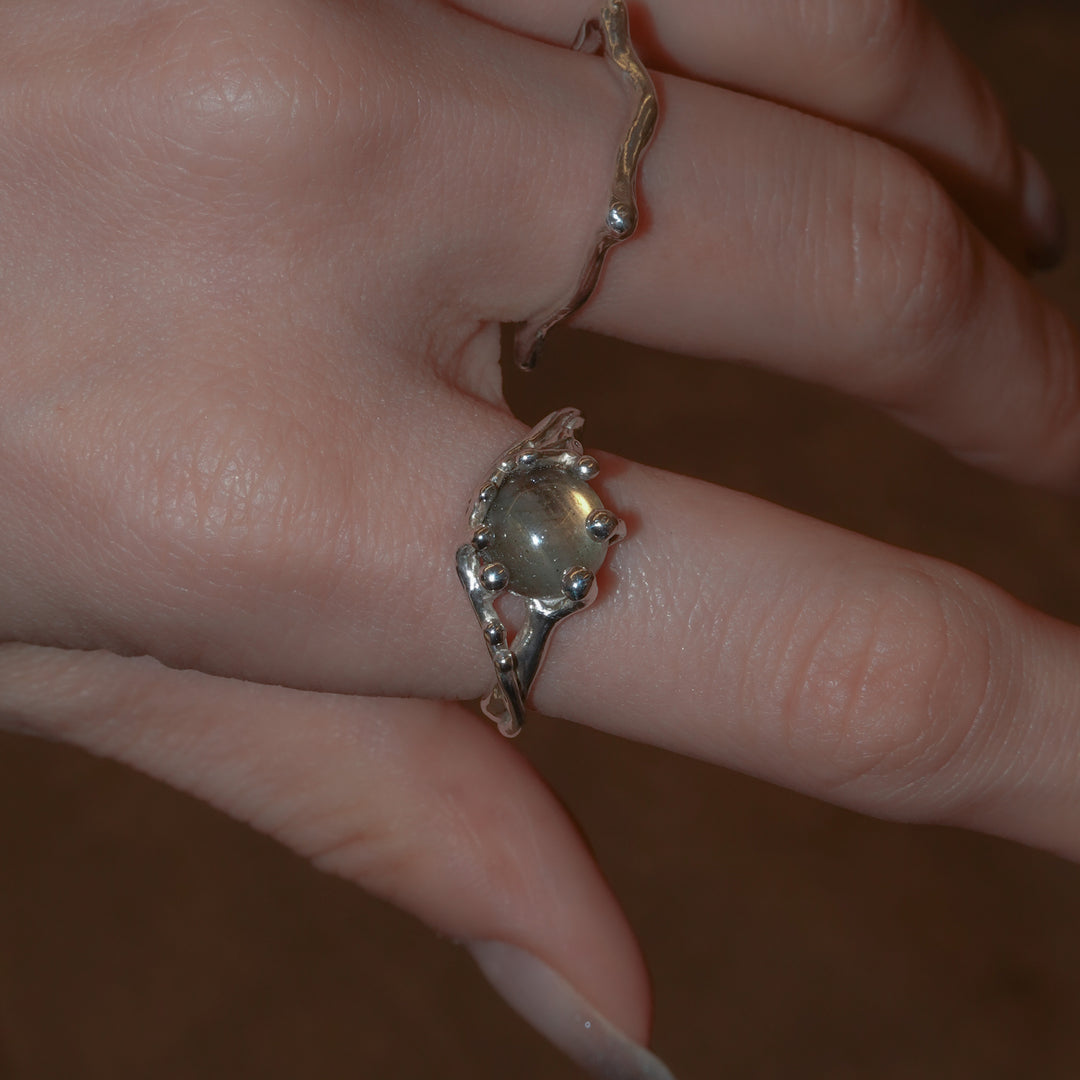 Labradorite Ring (SAI OOAK Series)