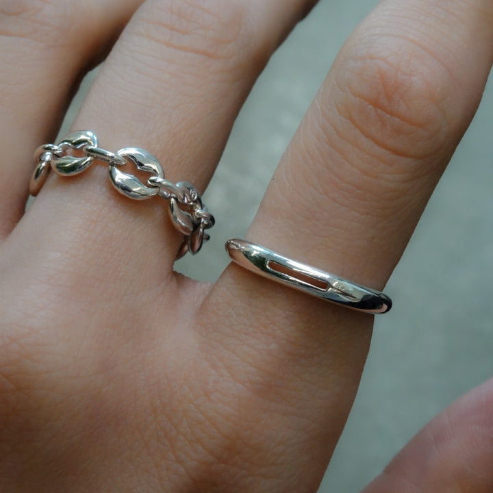 Square space ring