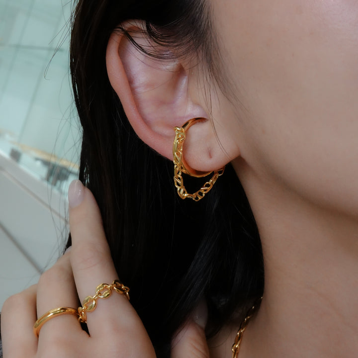 Oval line ear cuff single