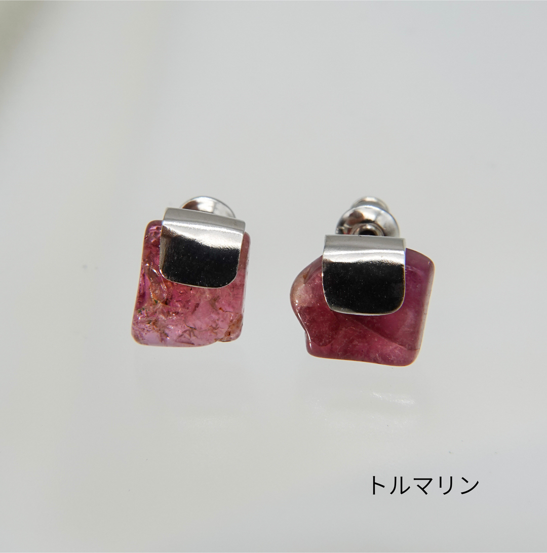HASAMU S pierced earring gemstone
