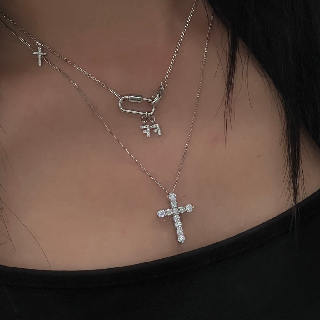 【期間限定 & 受注生産】ESSENTIAL CROSS NECKLACE