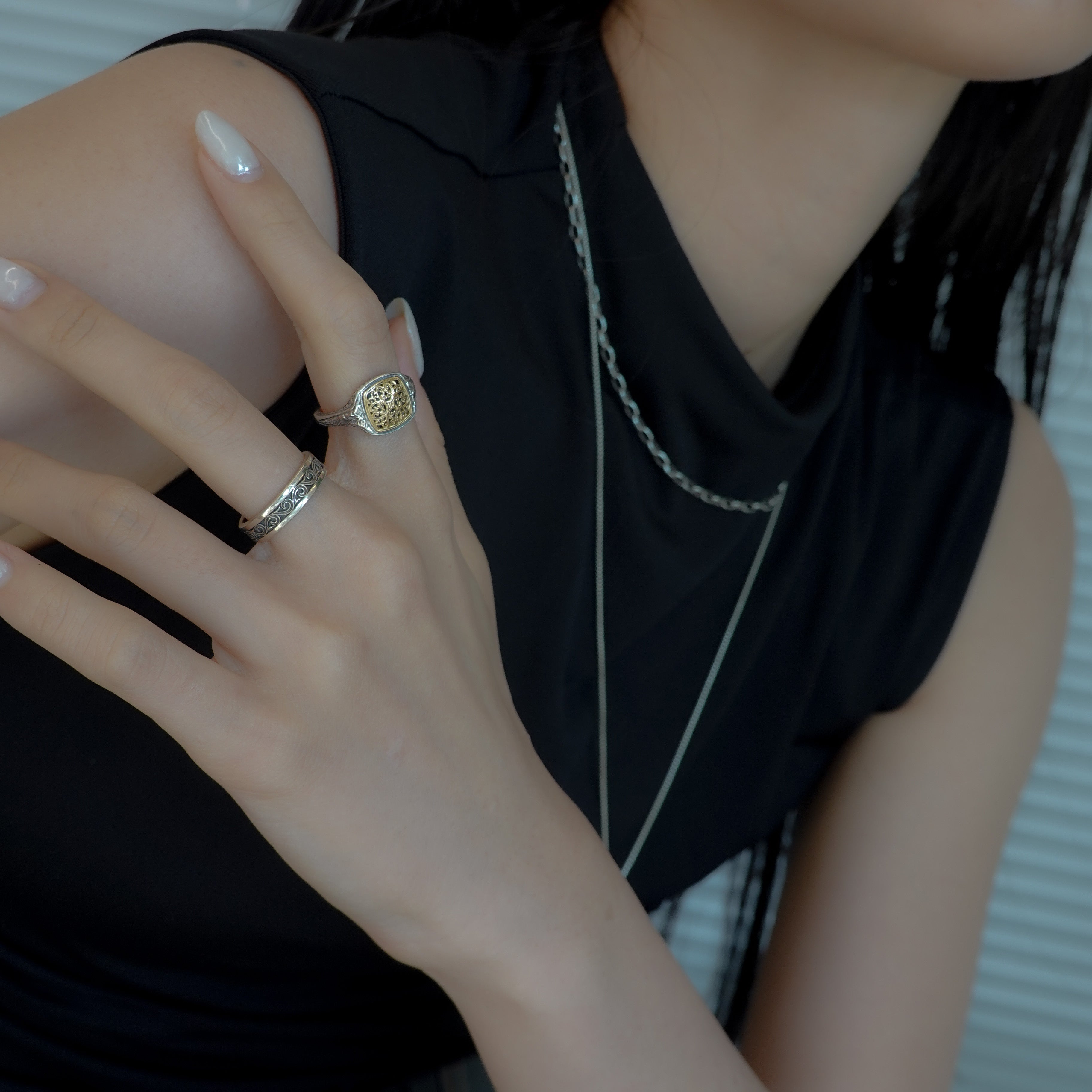 Mediterranean square pinky ring in 18K Gold and sterling