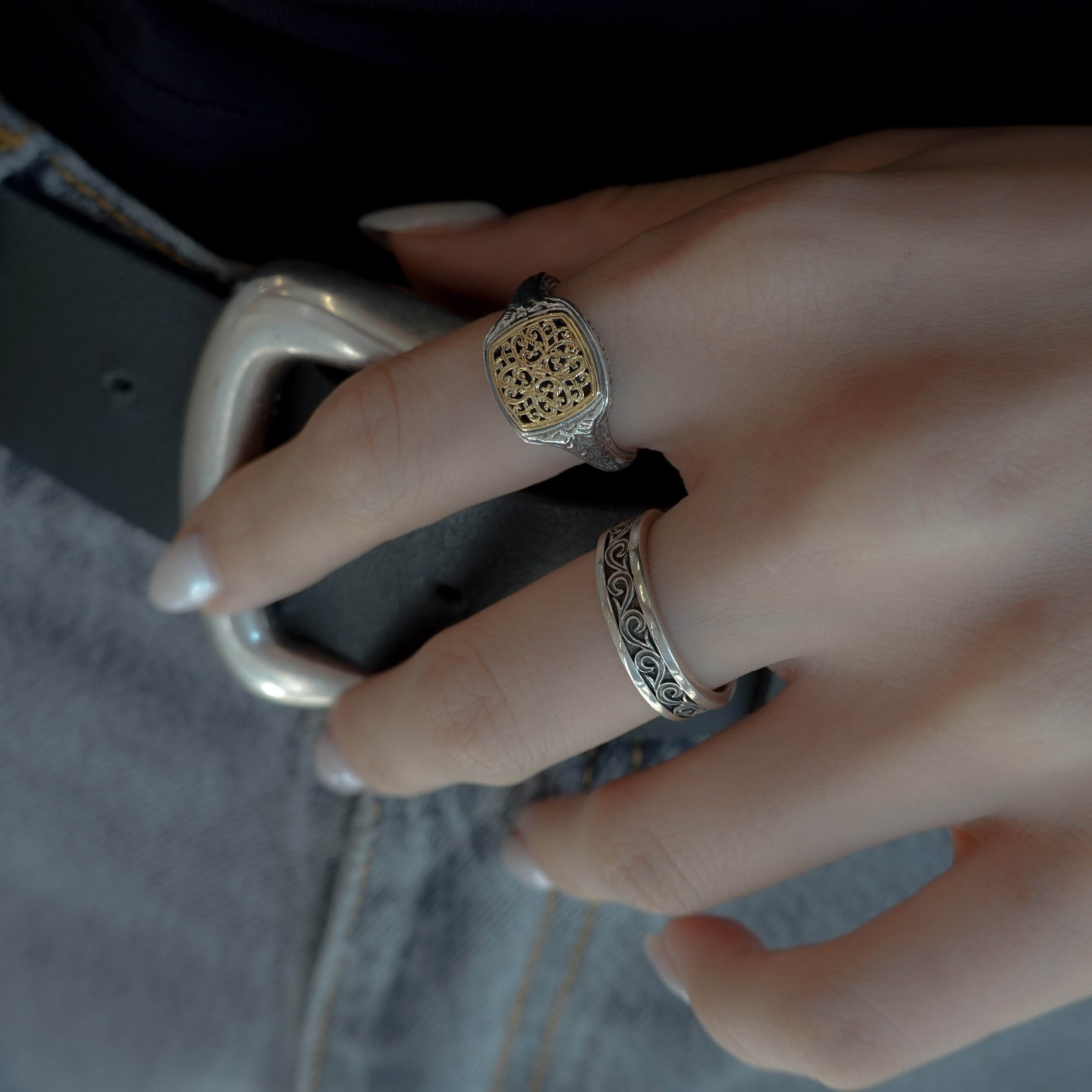 Mediterranean square pinky ring in 18K Gold and sterling