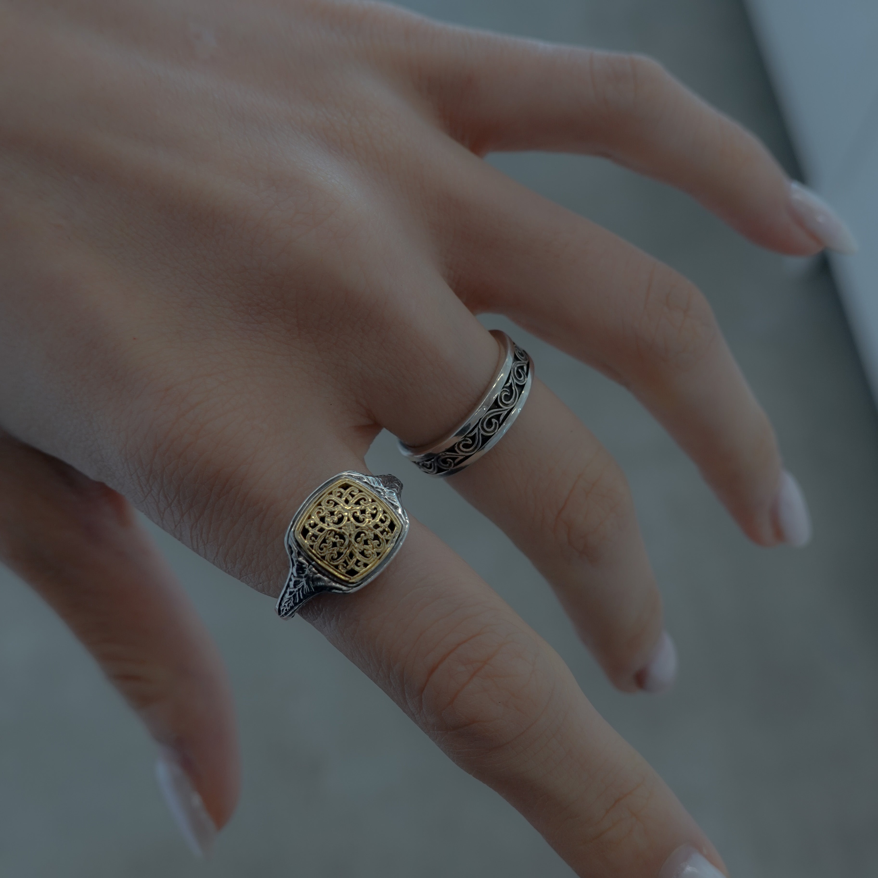 Mediterranean square pinky ring in 18K Gold and sterling
