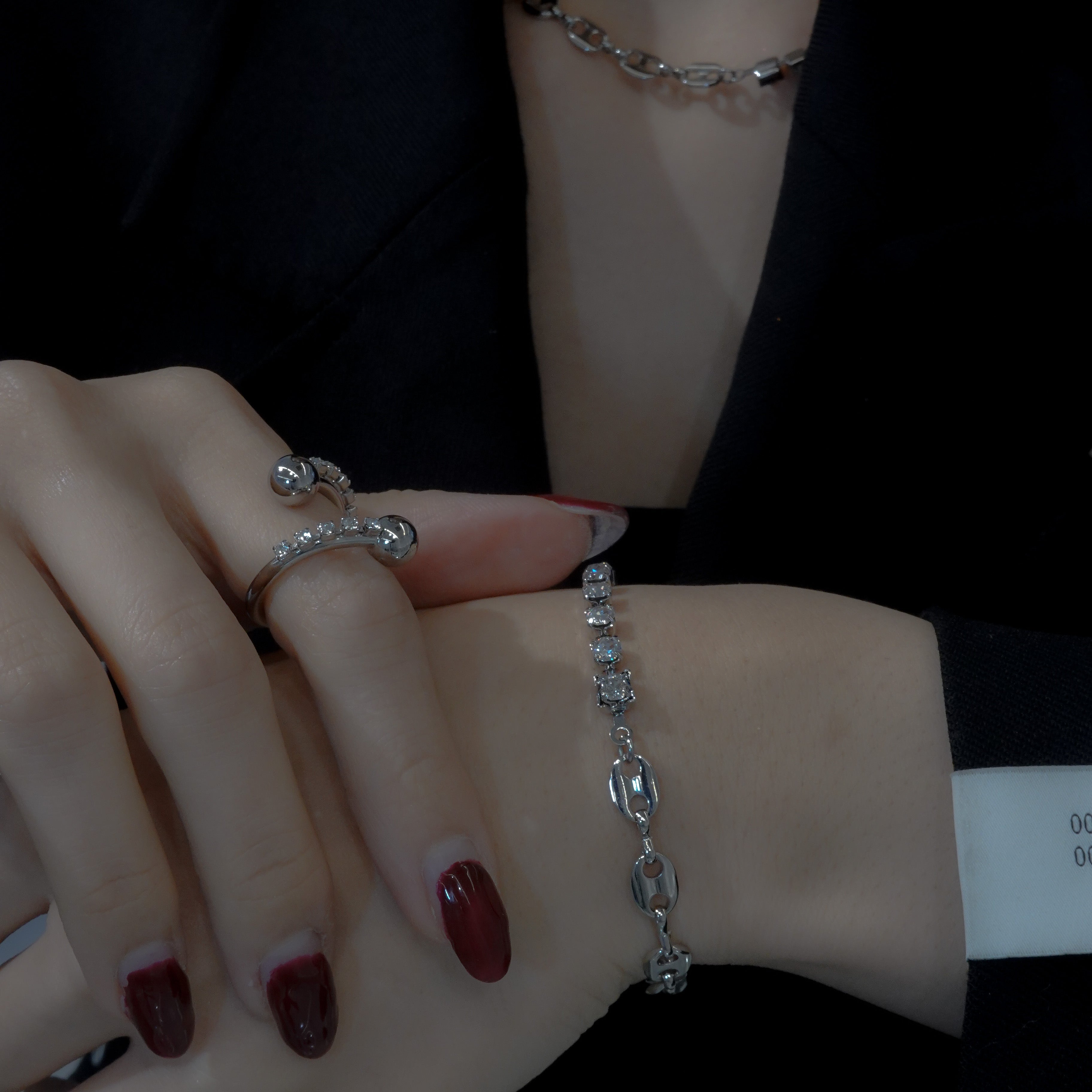 Justine Clenquet ブレスレット Justine Clenquet: Clark ブレスレット | SSENSE 日本