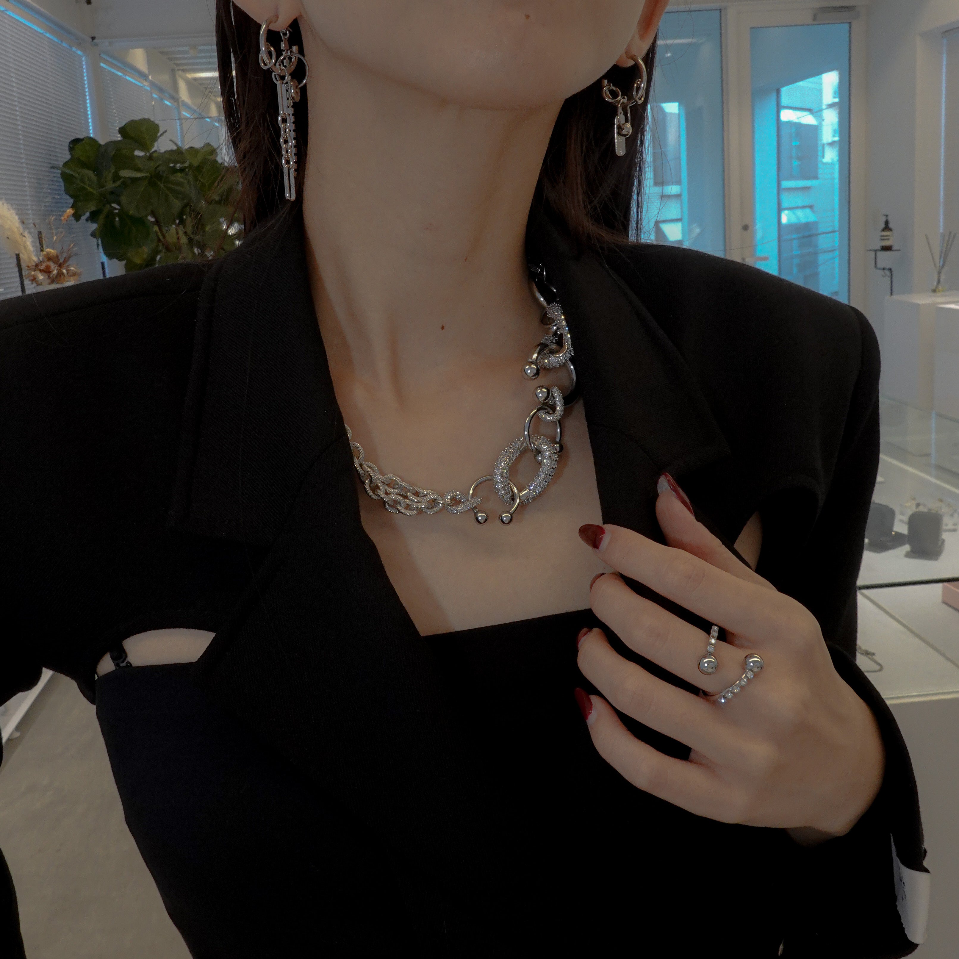 1/15〜26期間限定】DOLLY CRYSTAL CHOKER – unigem