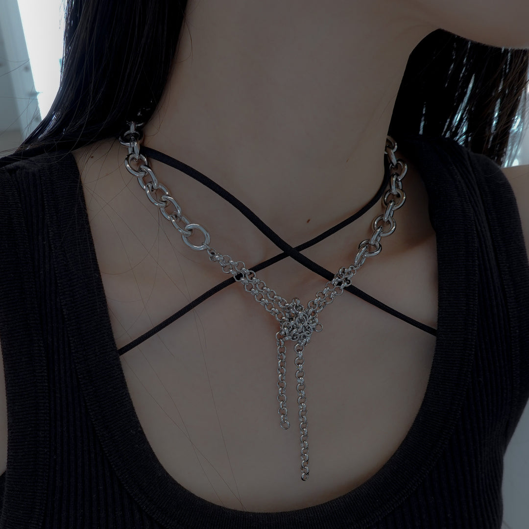 AMON NECKLACE