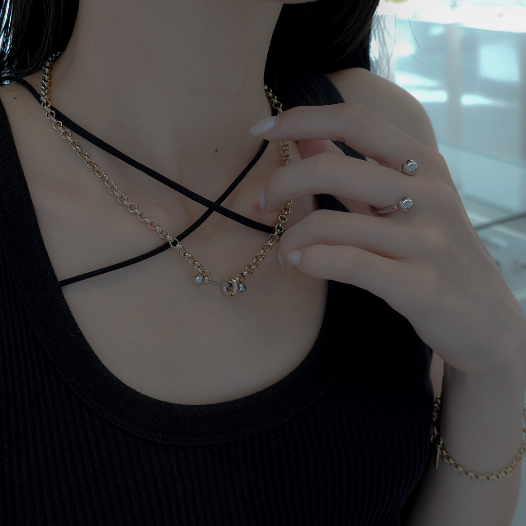 AZEL NECKLACE