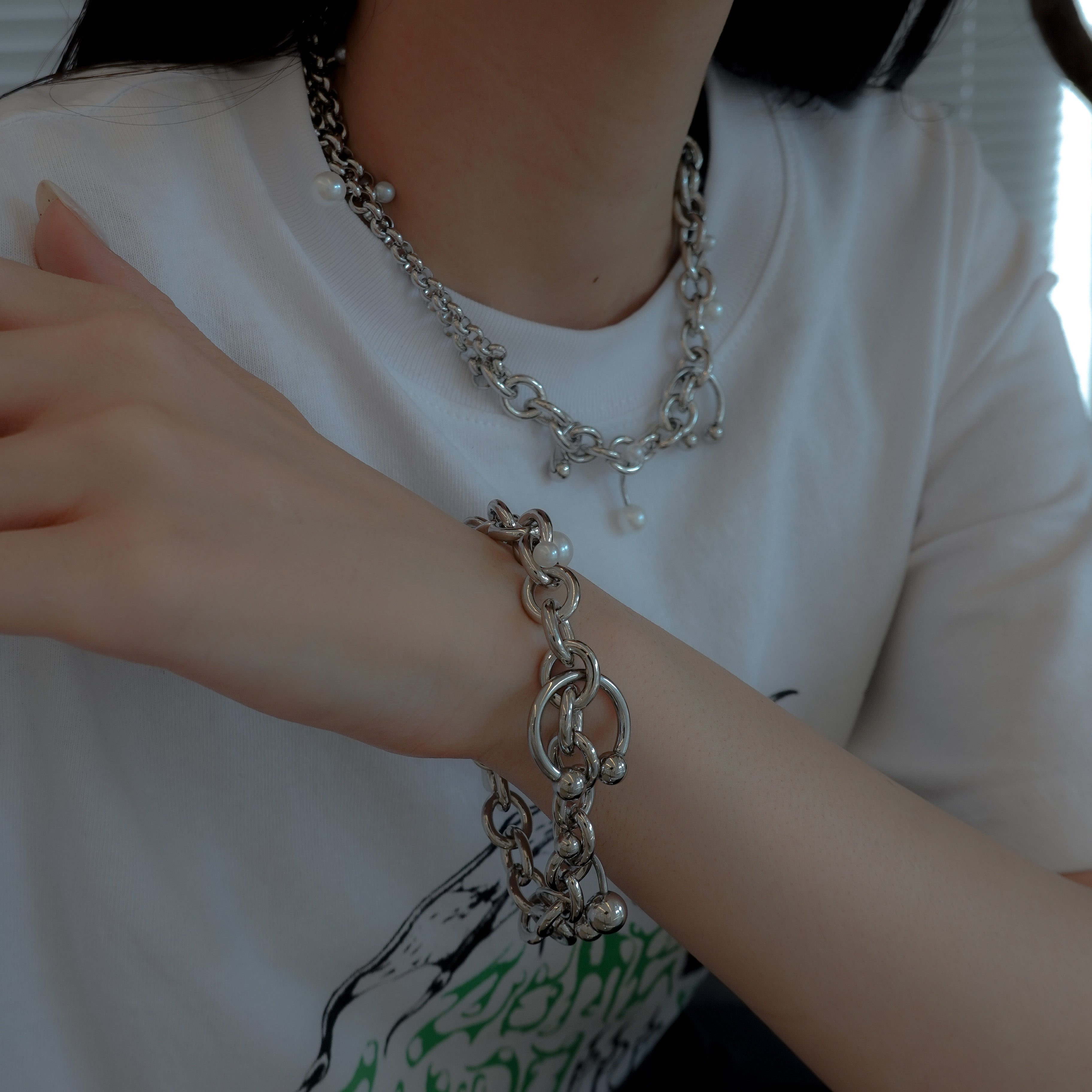 HOLLY PEARL NECKLACE – unigem