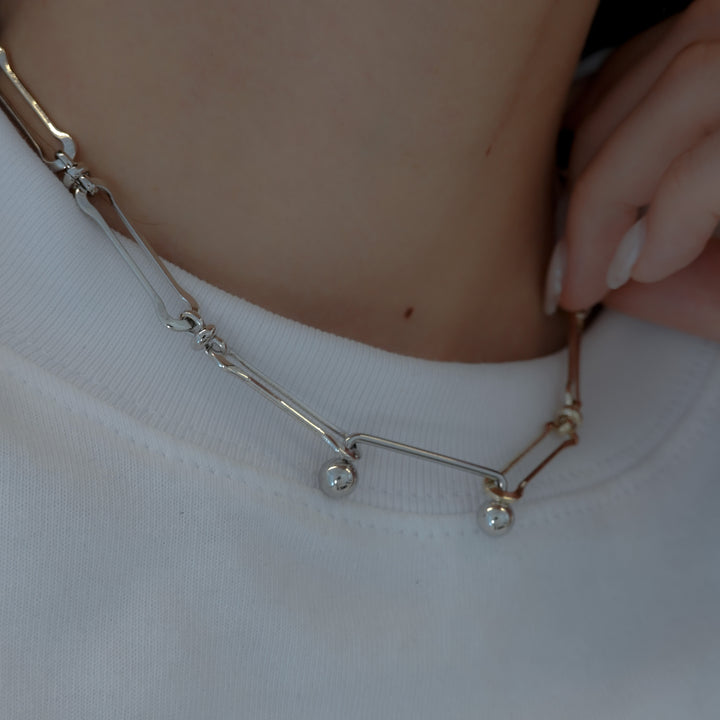 LEA CHOKER