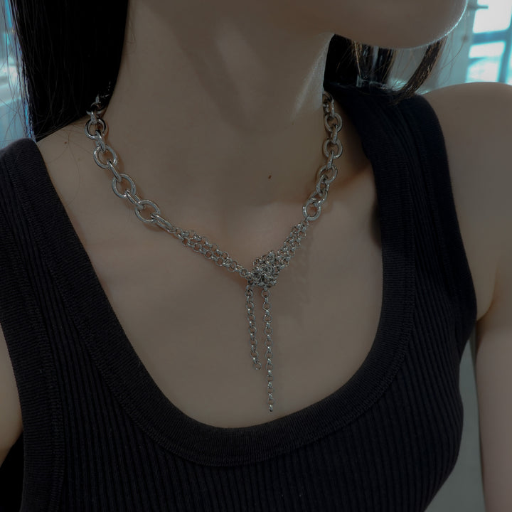 AMON NECKLACE