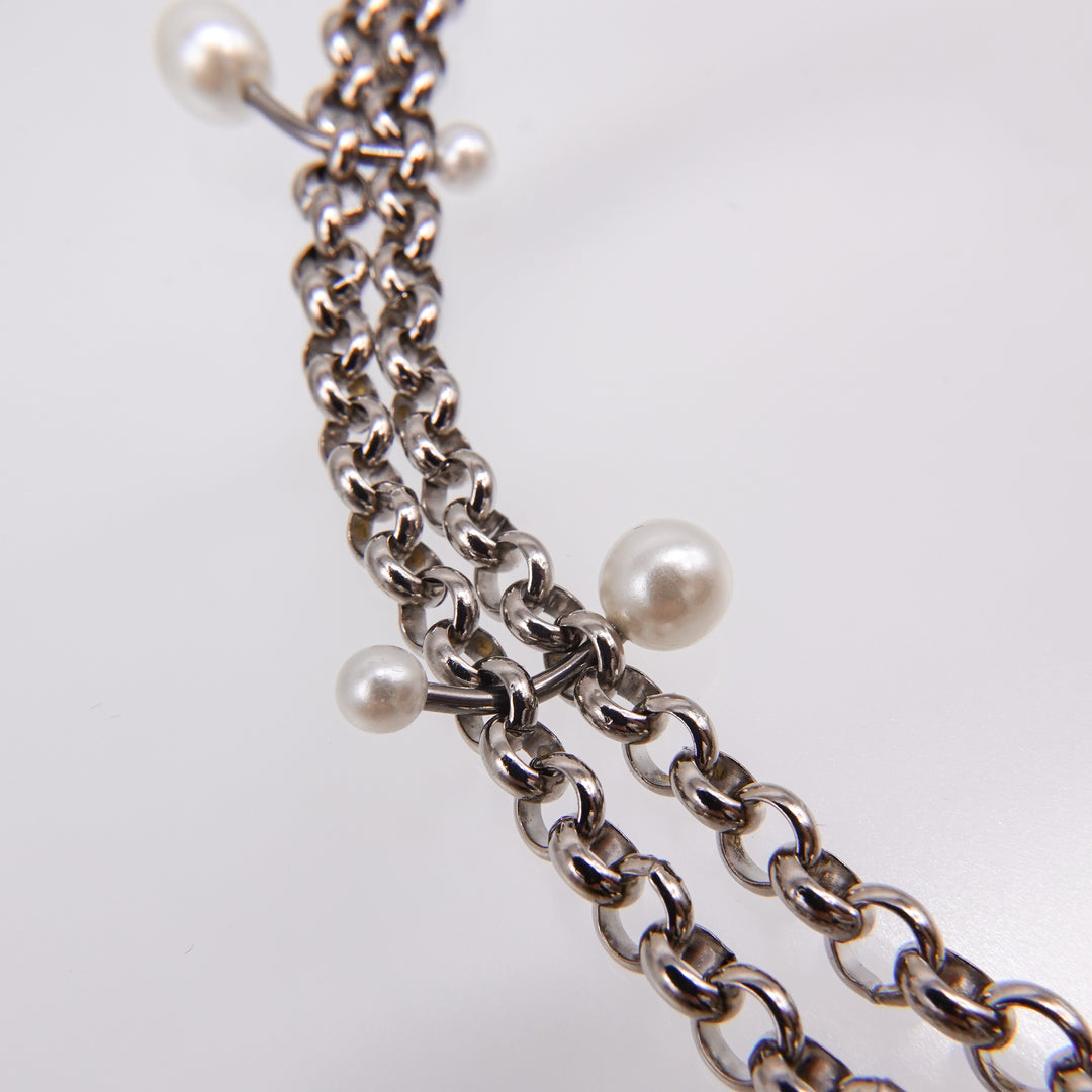 HOLLY PEARL NECKLACE