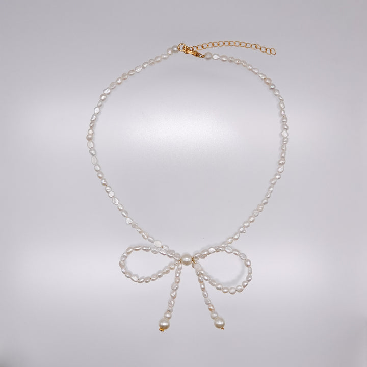 FRESHWATER PEARLS BOW NECKLACES