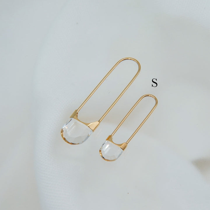 Drop Quartz Pierced Earring Oval