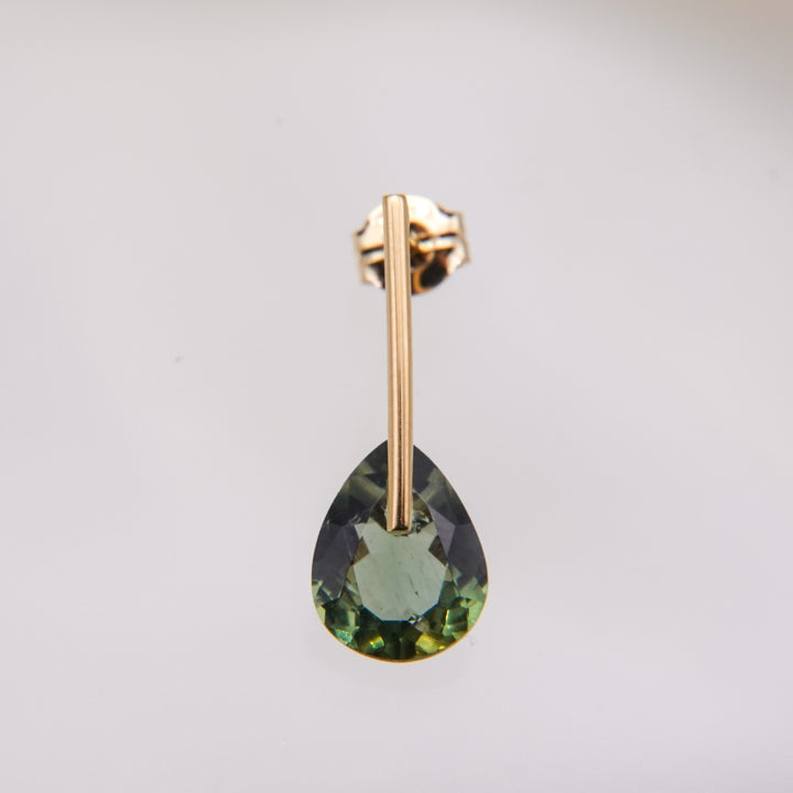 CANDY Green Apatite Pierced Earring