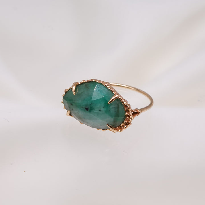 2127 Emerald Ring