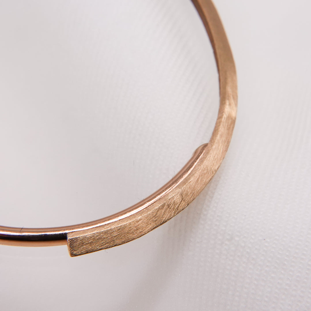 FUNCTION BANGLE TRIANGLE